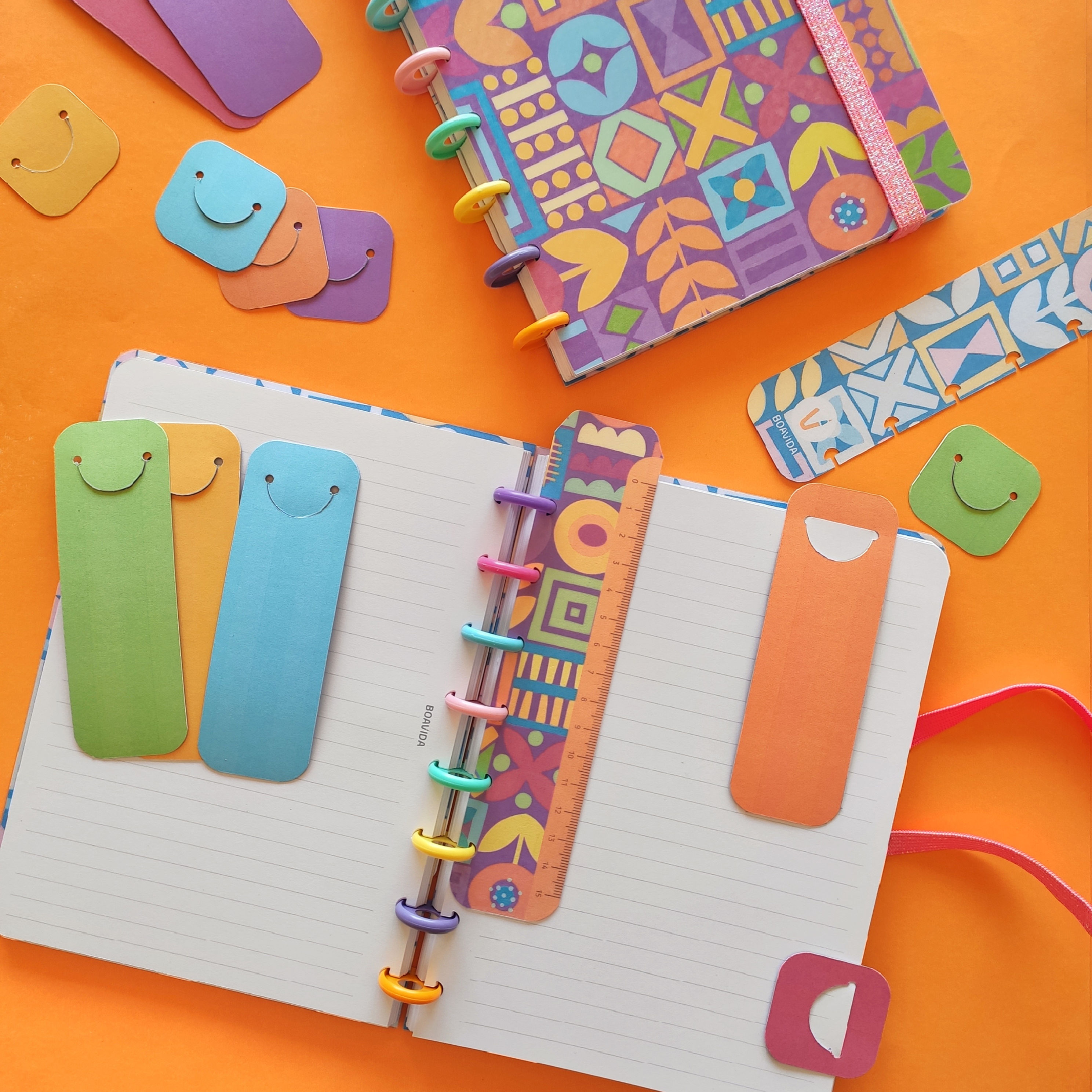 Regla + señaladores de página ( Flores Geométricas)