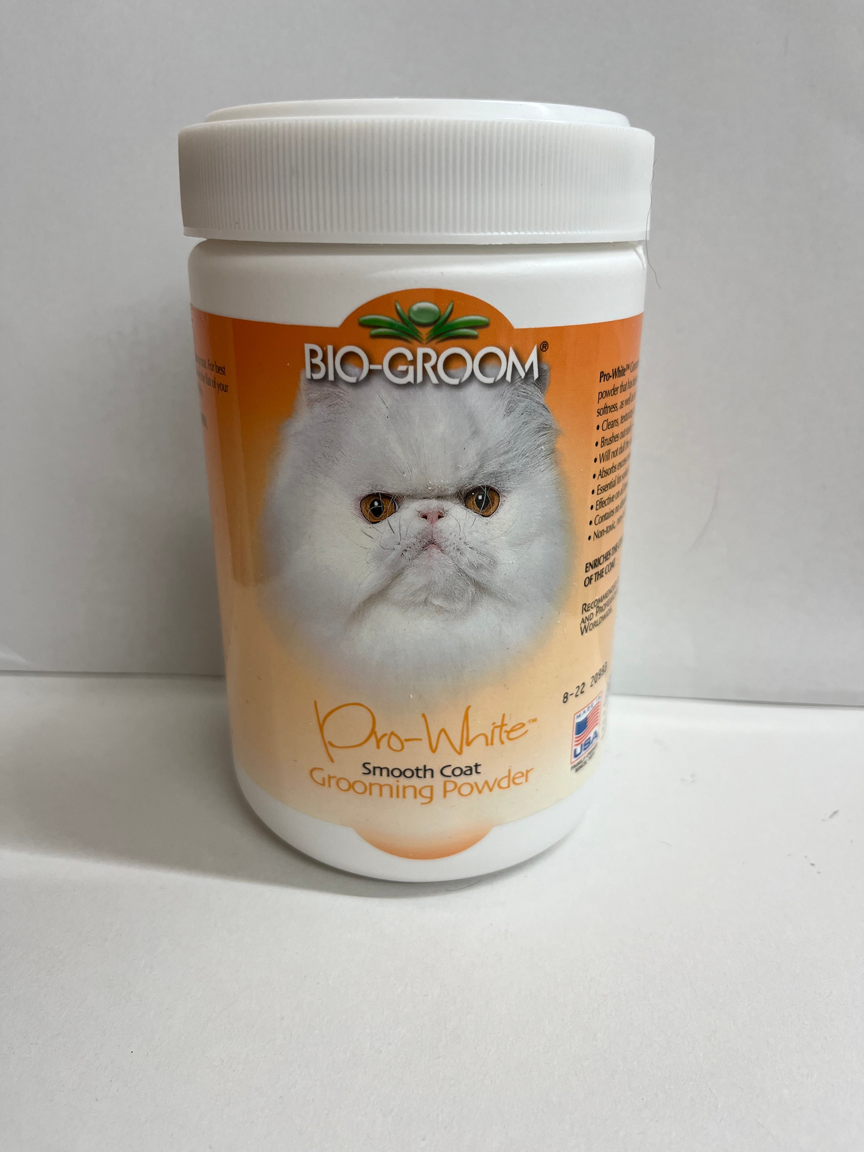 Bio-Groom Pro-White Smooth Coat Grooming Powder, white bottle with cat image.