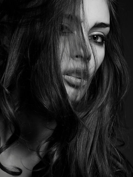 woman-2350565.jpg
