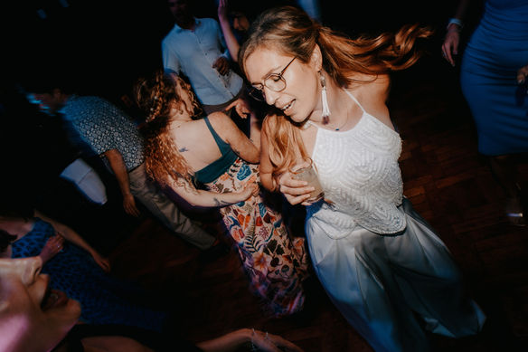 wedding photographer newton abbot, party photographer