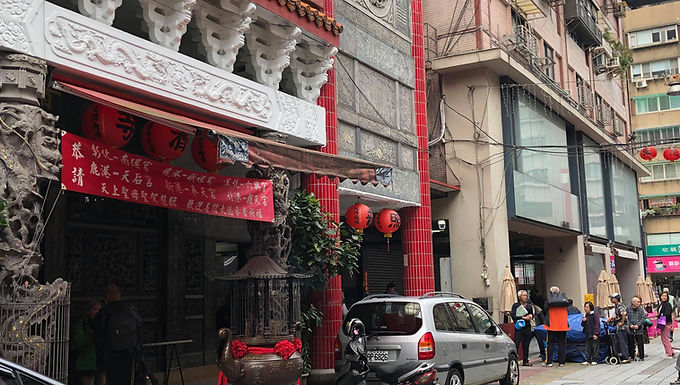 02. 普濟寺發餐（1）