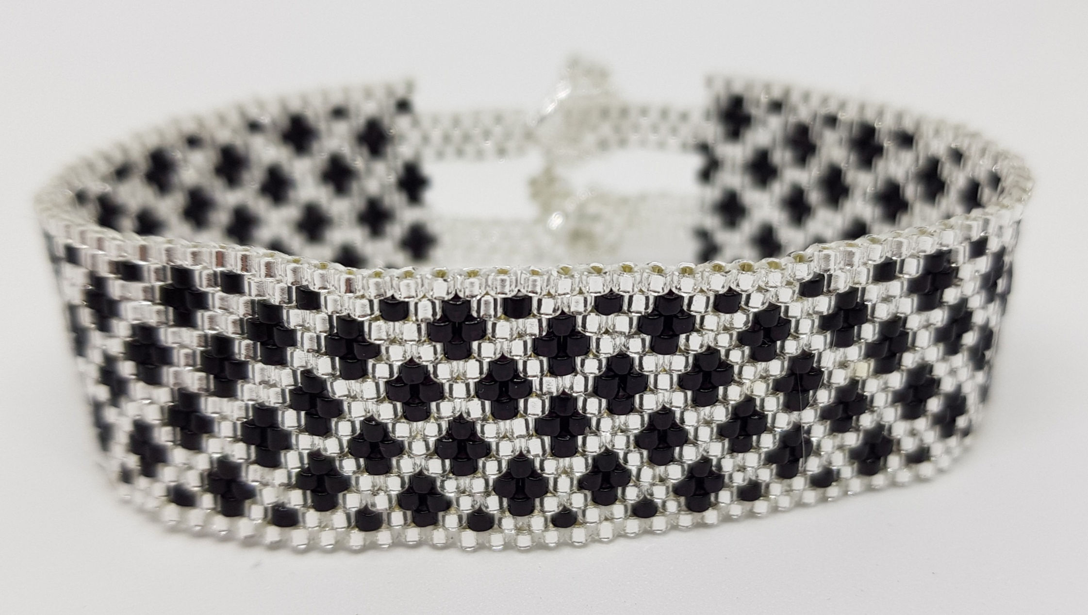 Bracelet noir et argent