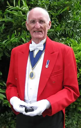 Noel T.webp