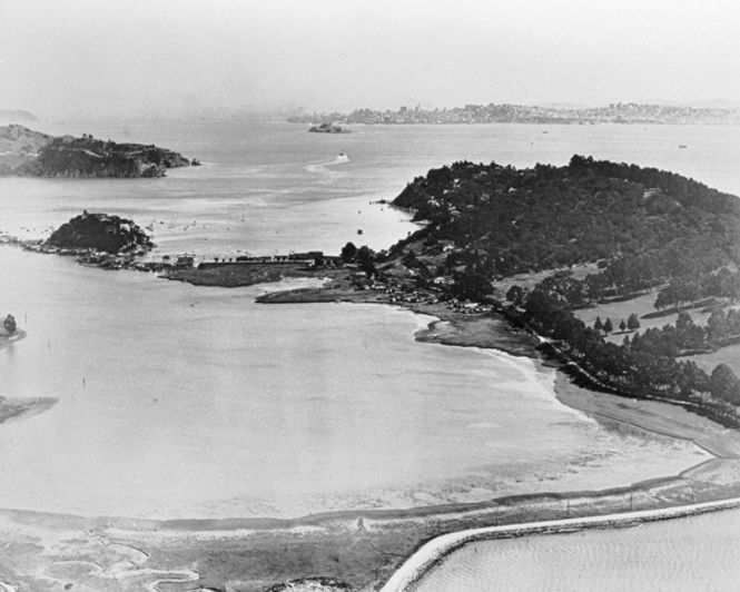 Belvedere Lagoon and beyond 927-2 1920's