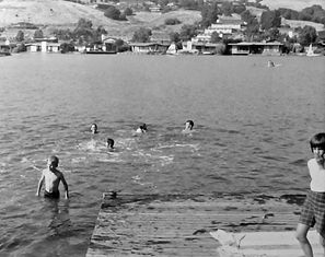 Everybody swim_IMG1087.jpeg