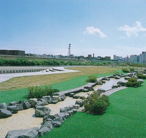 札幌市・豊平川緑地造成工事