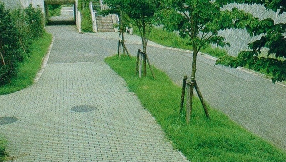 千葉県市原市・遊歩道造園工事