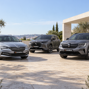 DS 7, Renault Espace e Škoda Superb Break numa comparação entre SUV, carrinha e automóvel familiar de sete lugares.
