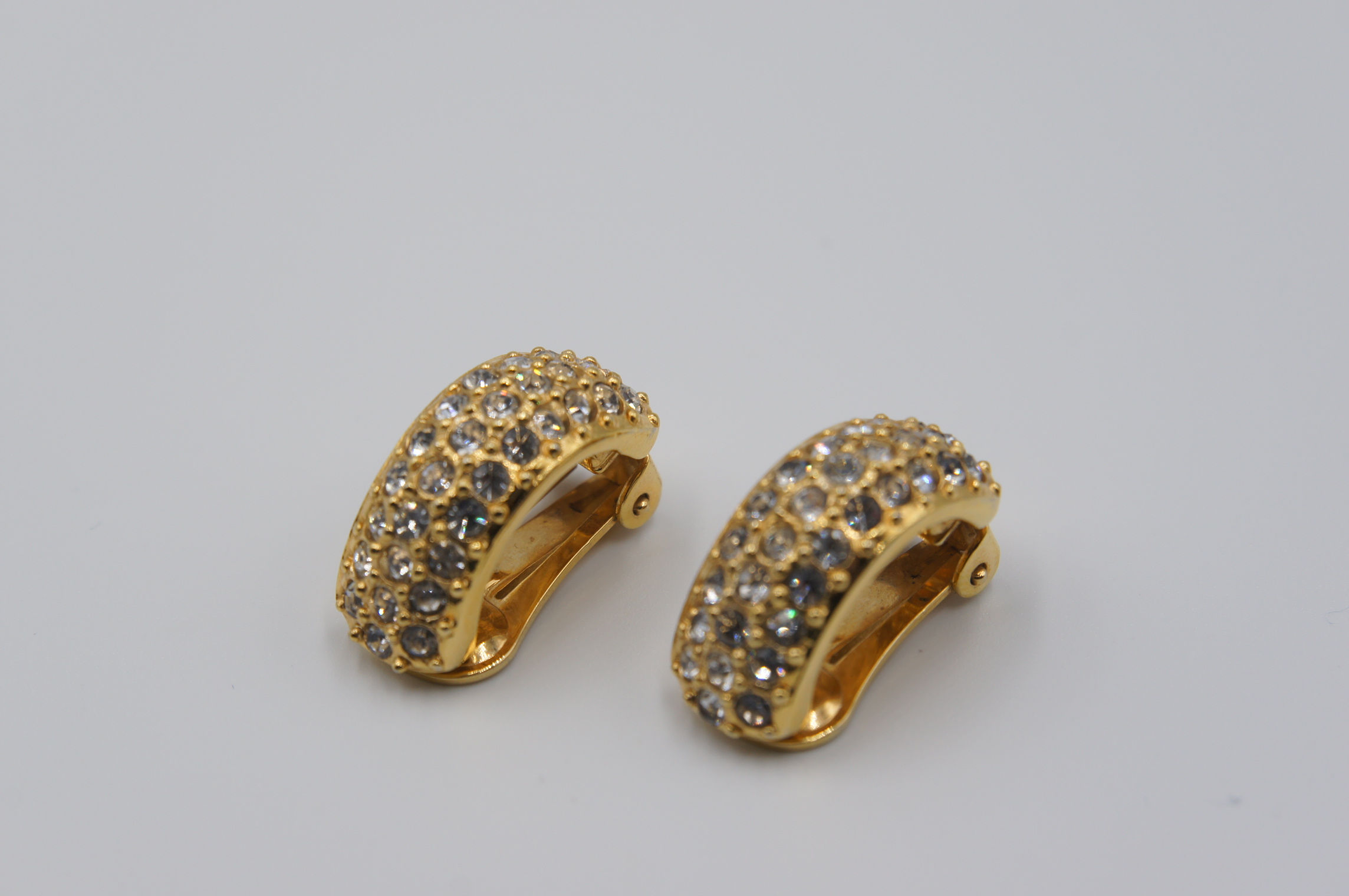 Roman half-hoop earrings