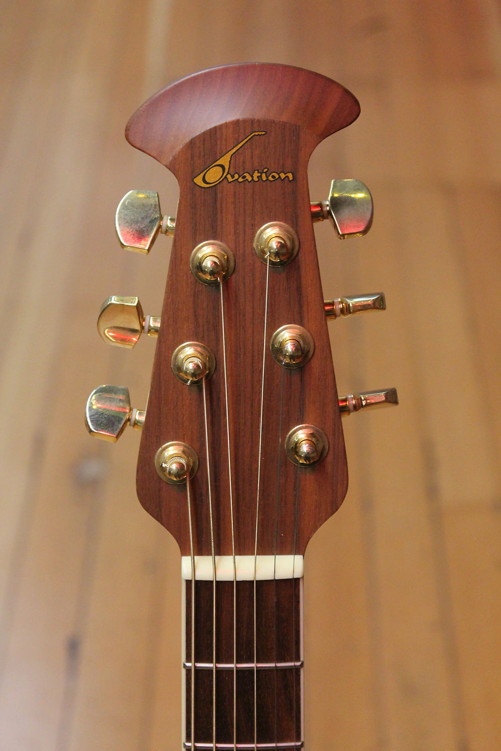 Thumbnail: USED 2000s Ovation Celebrity CV68