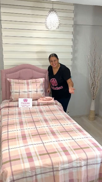 Arzu Tek Kişilik Çarşafı Lastikli Nevresim Takımı