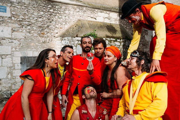 création costumes batucada compagnie de rue