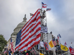 Lý do lá cờ Việt Nam Cộng hòa tung bay giữa bạo loạn
