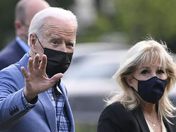 Biden ký duyệt lệnh hành pháp lương tối thiểu 15 USD đối với các nhà thầu liên bang