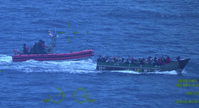 Repatriación de 23 Migrantes a Cuba tras Intercepción Marítima por la Guardia Costera de EE.UU.