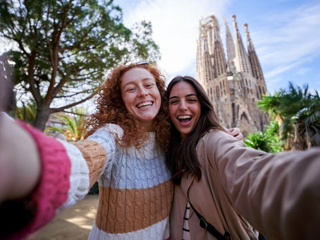 Private Sagrada Familia and Park Güell Guided Tour