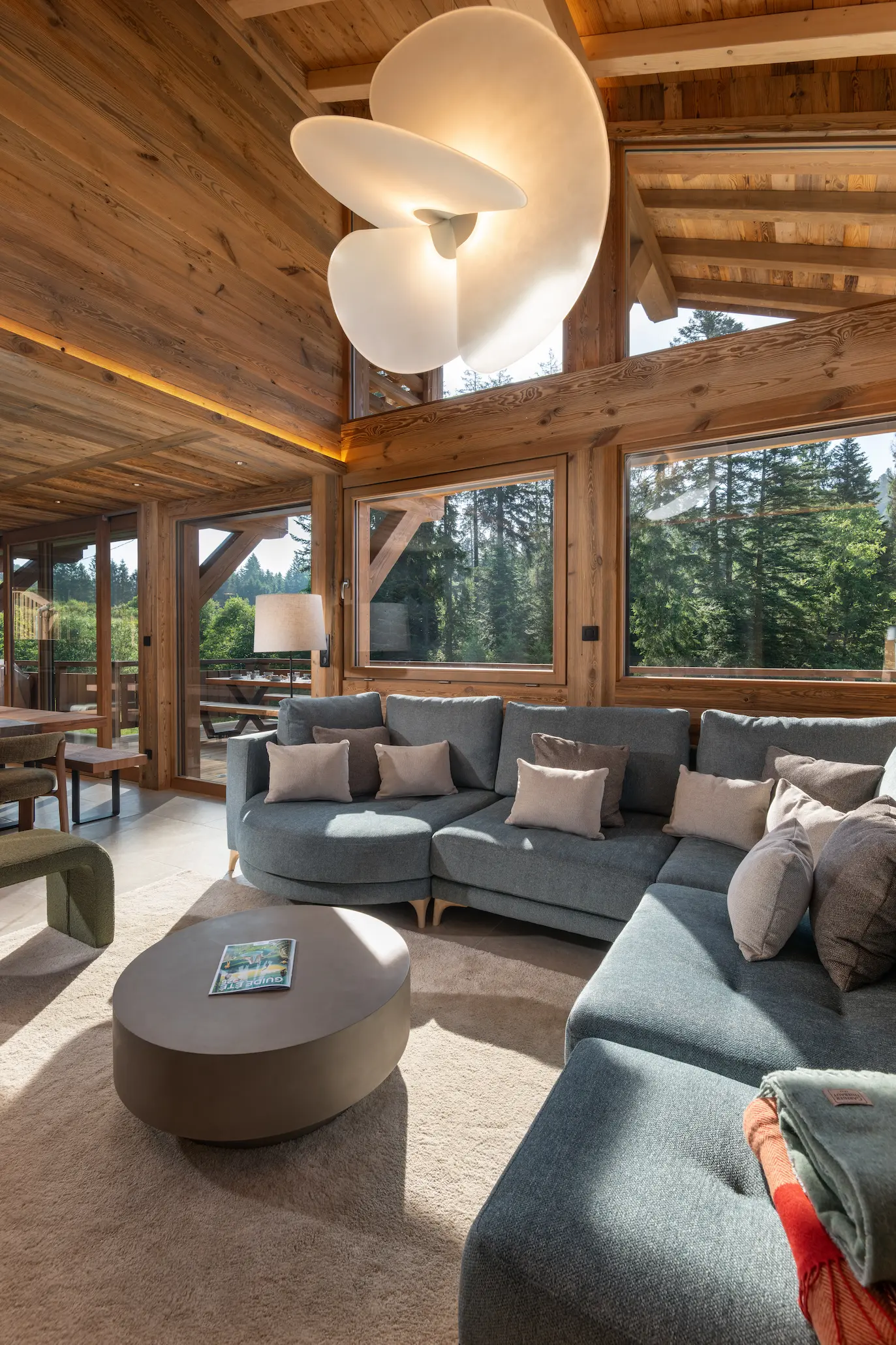 Forest Lodge Vosges – chalet spa privatif et jacuzzi en pleine nature