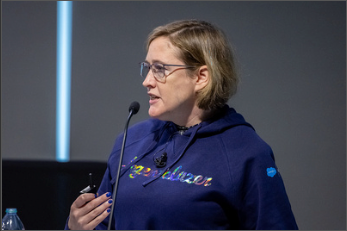 Alice Jessop speaks at SalesforceCon