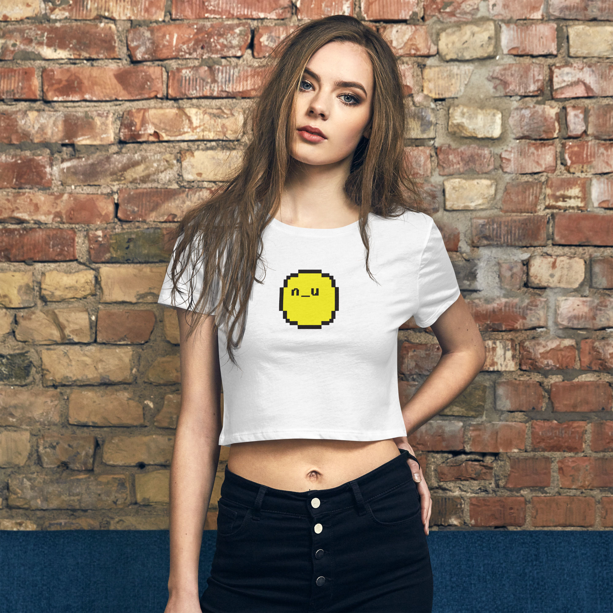 n_u smiley - Women’s Crop Tee
