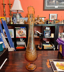 Amber Fenton swung/swing vase
