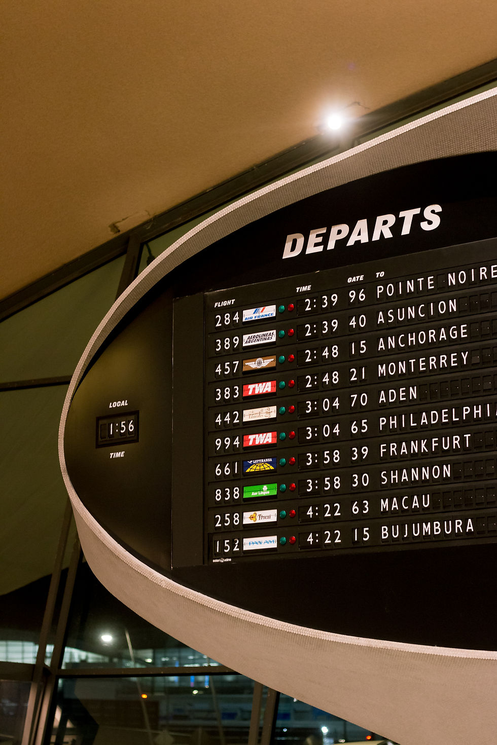 Functioning split flap display on the departure/arrival board at TWA