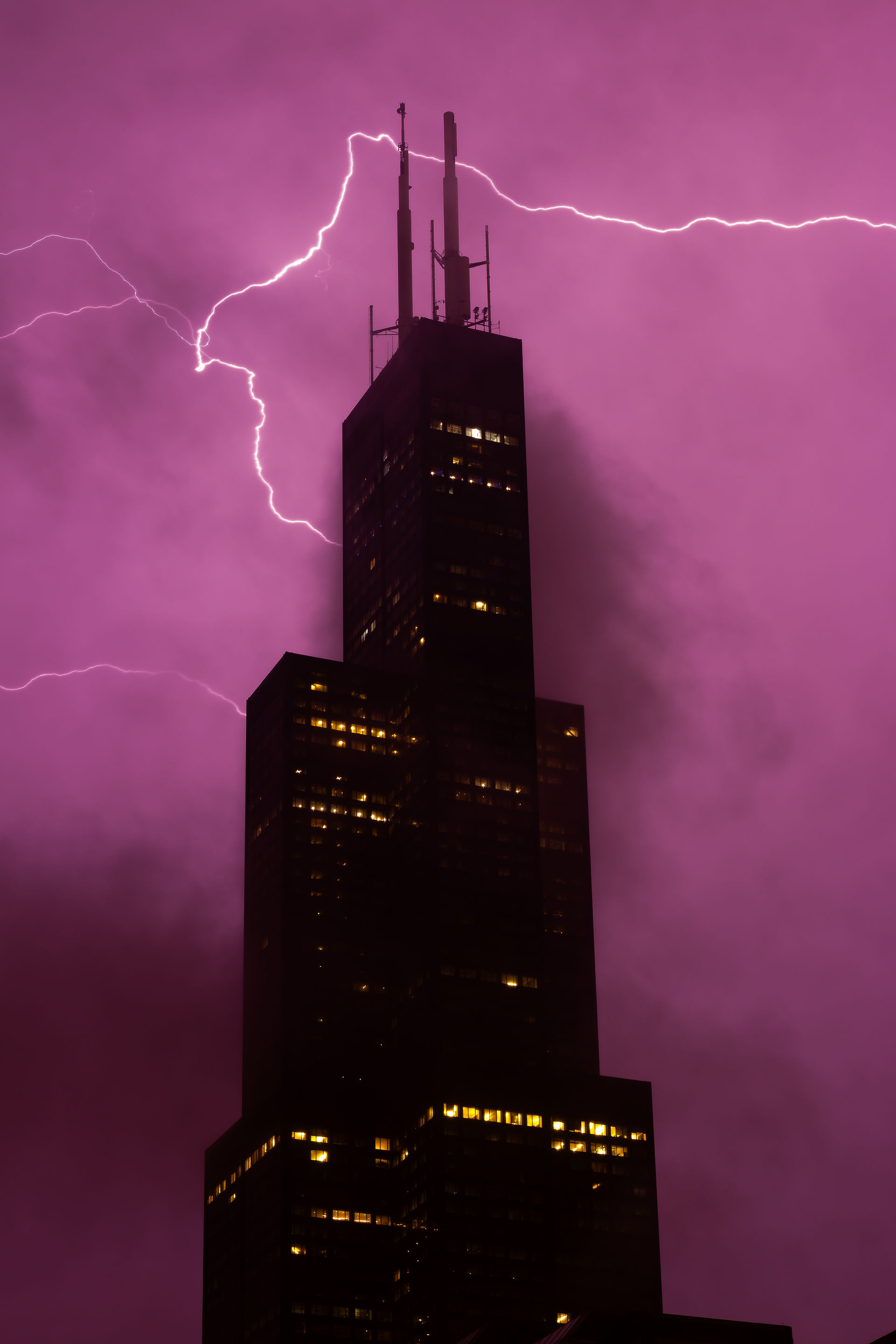 Lighting 1 behind the Sears Tower