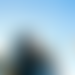 ELUNIA Confronts Burnout Culture with Haunting Honesty on “Strobe Lights”