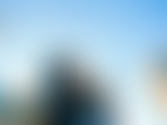 ELUNIA Confronts Burnout Culture with Haunting Honesty on “Strobe Lights”