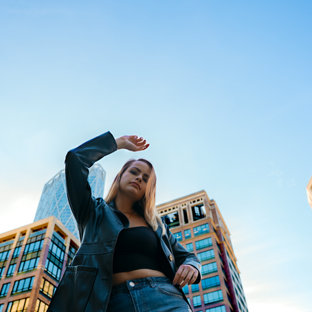 ELUNIA Confronts Burnout Culture with Haunting Honesty on “Strobe Lights”