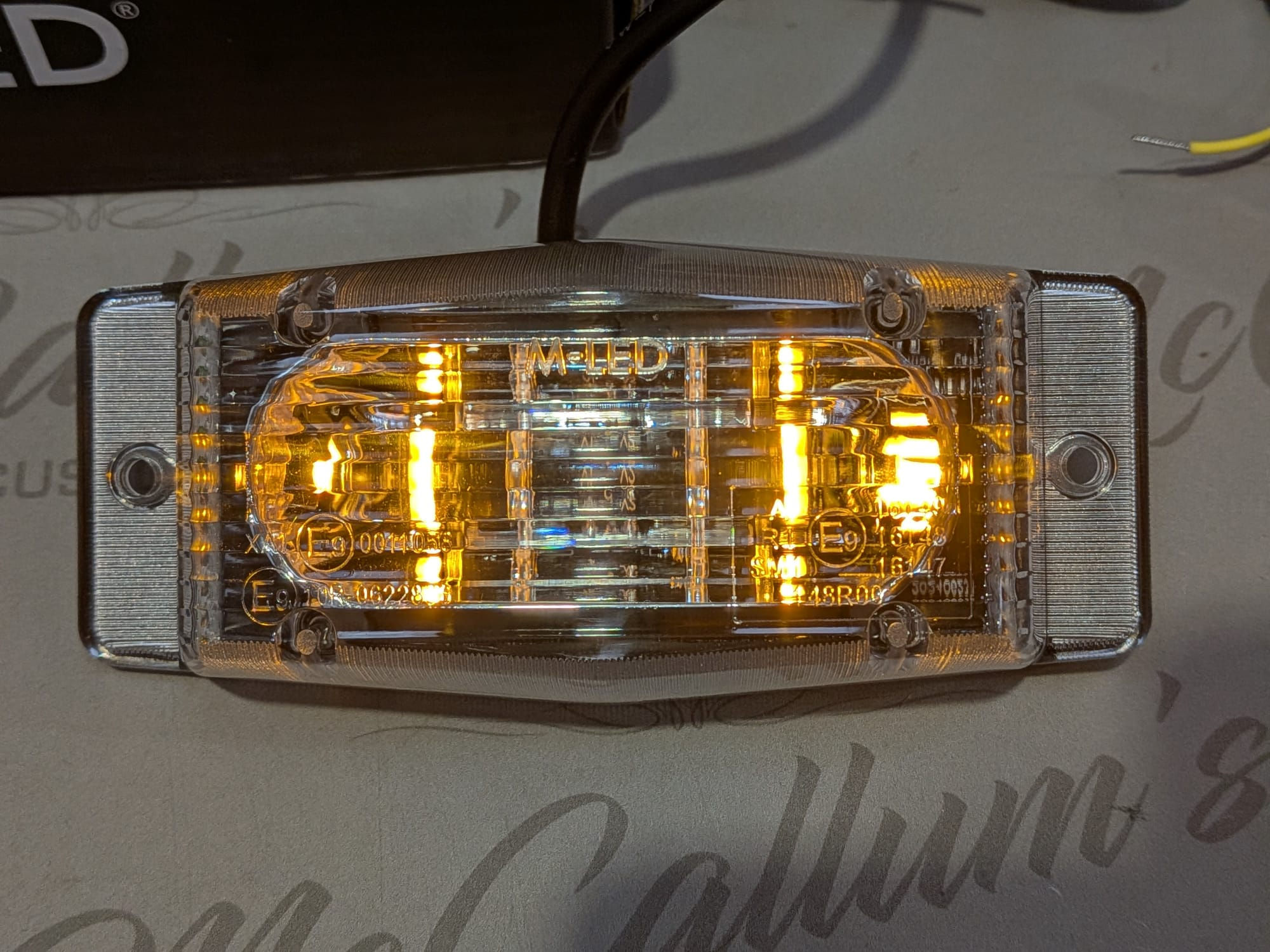 M-LED Double Burner amber/white classic style transparant lens