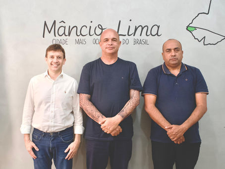 Prefeito Zé Luiz recebe visita de parlamentares que anunciam novos investimentos para Mâncio Lima