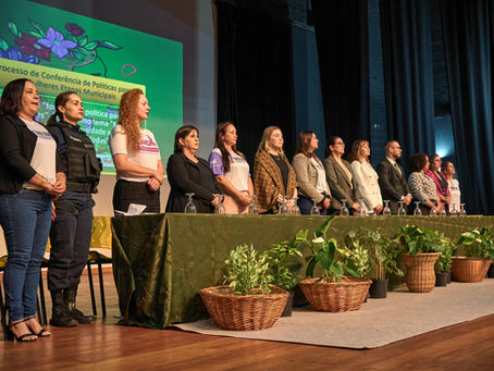Mâncio Lima participa da 3ª Conferência Intermunicipal de Políticas para Mulheres do Juruá em Cruzeiro do Sul