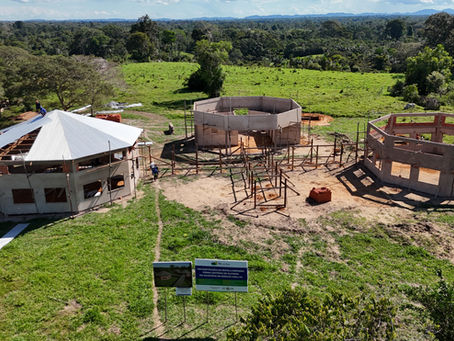 Parceria entre Prefeitura de Mâncio Lima e Governo do Estado garante mais de R$ 5 milhões em investimentos na educação rural ribeirinha