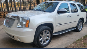 2011 GMC YUKON