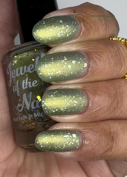 Thumbnail: Champagne Wishes, Caviar Dreams (CWCD)