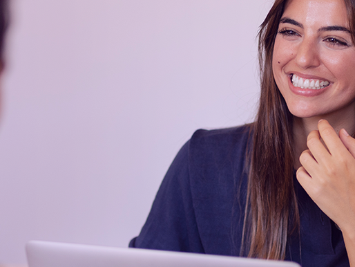Como escolher a pessoa mentora certa para você? - Guia para identificar um mentor alinhado aos seus desafios e objetivos.