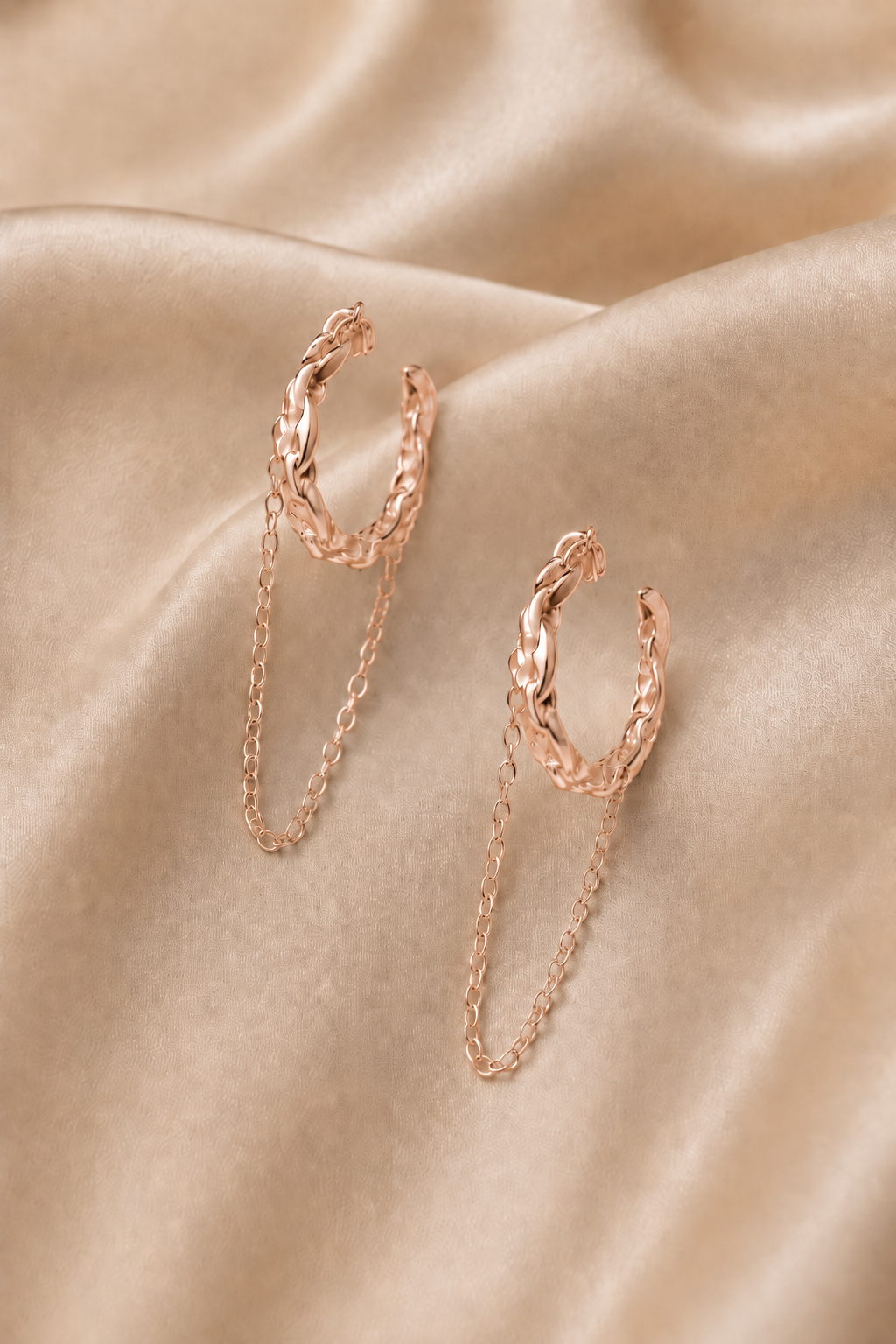 The No-Piercing Earcuff