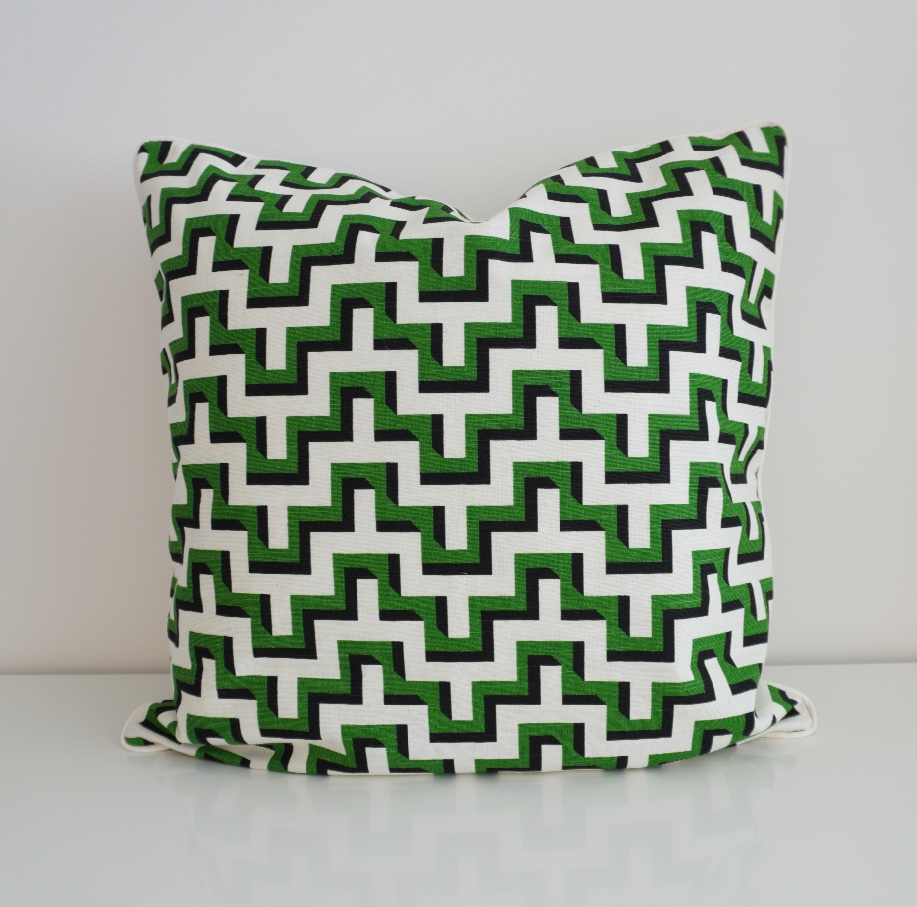 Teluse Pillow Cover