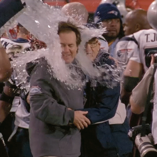 Gatorade_GIF_06_AdobeExpress (SQUARE).gif