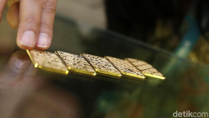 Turun Goceng, Ini Daftar Harga Emas Antam Rabu 1 Desember 2021
