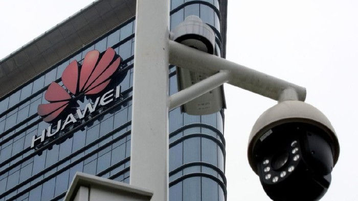 Punya Hongmeng, Huawei Juga Lirik Aurora dari Rusia