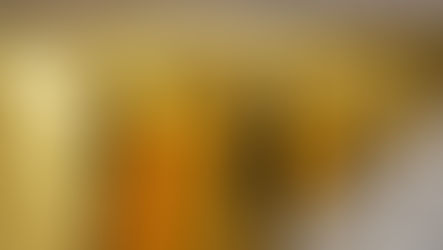 Siap-siap! Harga Emas Masih Bisa Terjun Lebih Dalam