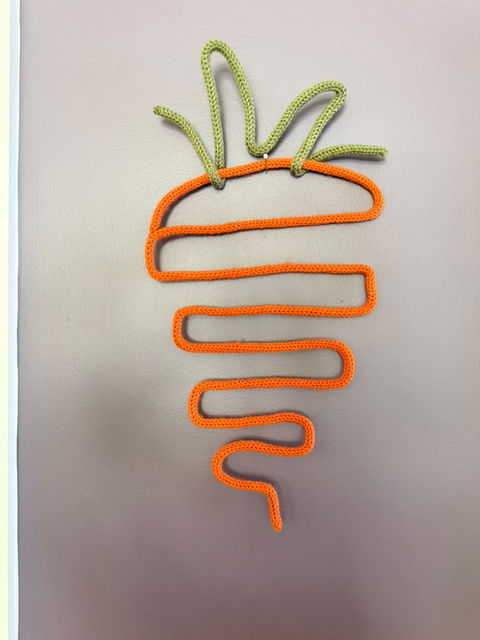 Yarn Wire Art Carrot