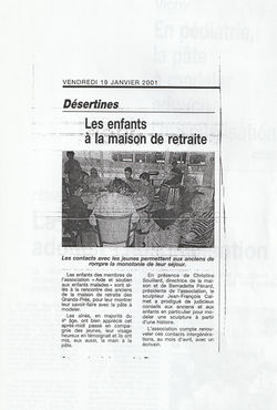 Atelier modelage Enfants et Séniors en Maison de retraite Les Grands-Près 03