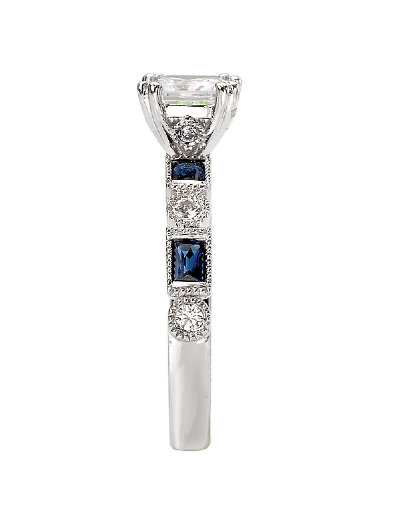 Thumbnail: Romance Sapphire and Diamond Ring 18k