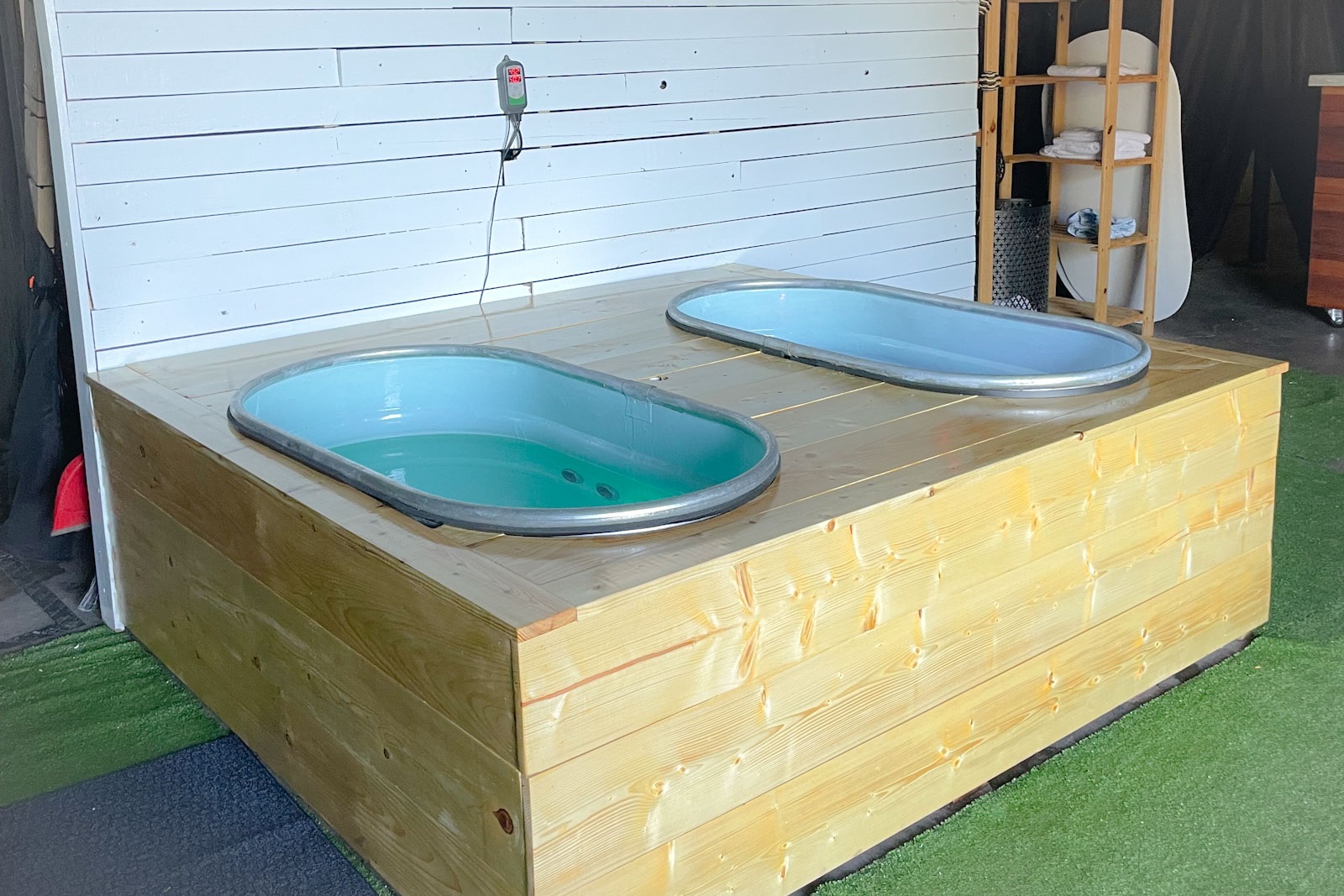 Ice Burg Cold Plunge - Image 3