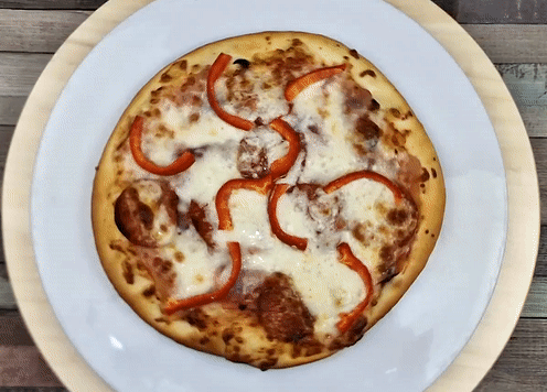 Pizza Atlantida Mica GIF.gif