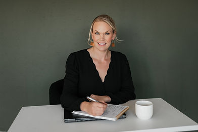 An insurance agent in Enterprise Oregon