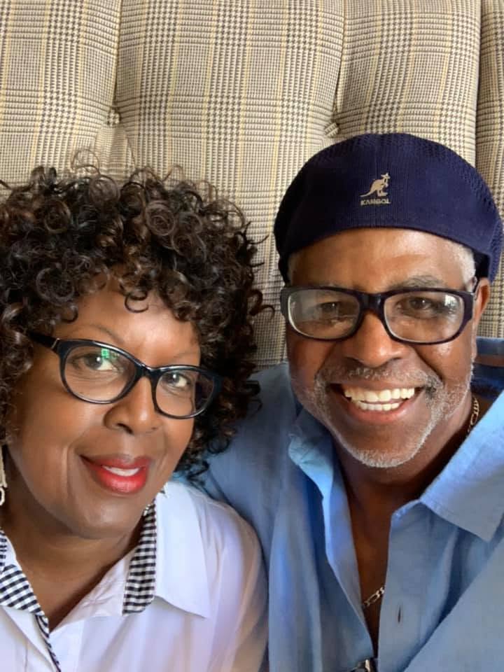 Writer: Alex and Sharon Hanna