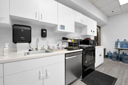 editors suite downstairs kitchen 1